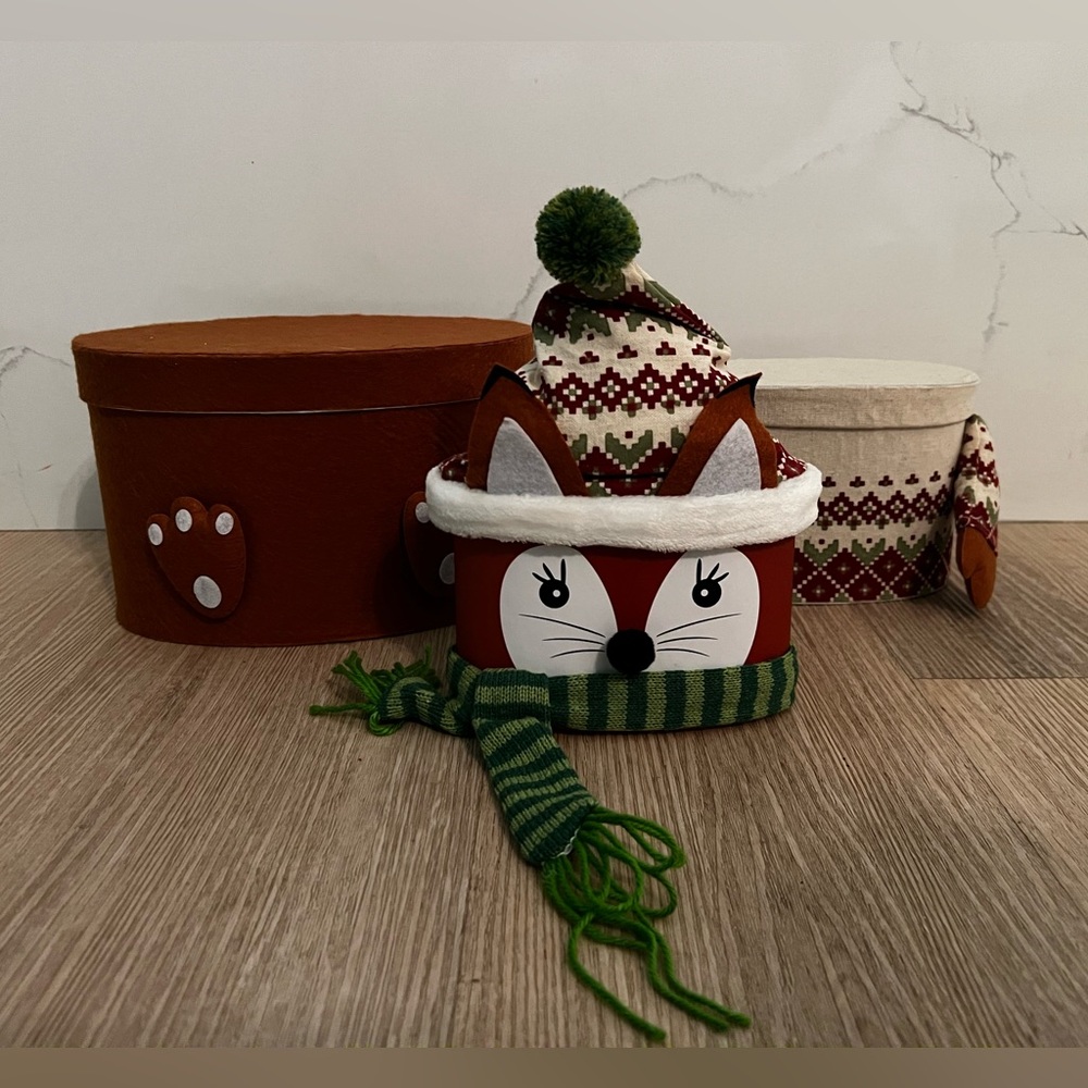 Festive Fox Stacking Boxes - Picture 4 of 8